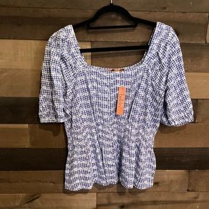 Belldini size Large blouse